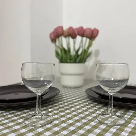 2# Sunflower Cozy * Budapešť